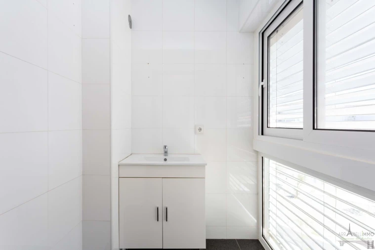 Apartamento T4 para Venda em Caparica e Trafaria Foto 37