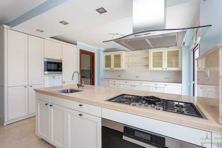 Apartamento T4 para Venda em Caparica e Trafaria Foto 11