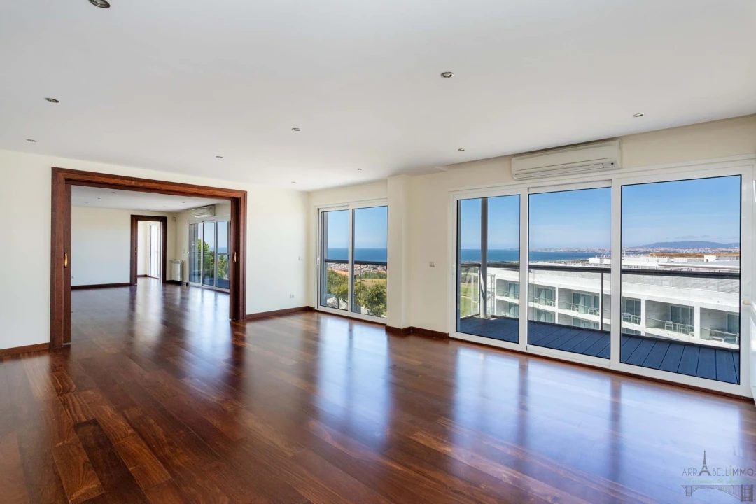 Apartamento T4 para Venda em Caparica e Trafaria Foto 5