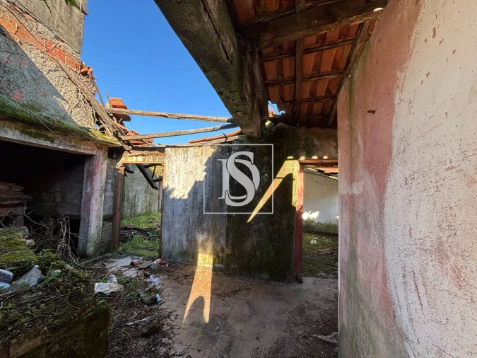 Moradia T3 para Venda em Rebordões (Santa Maria) Foto 13