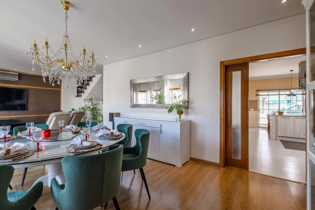 Moradia T5 para Venda em Olhão Foto 12