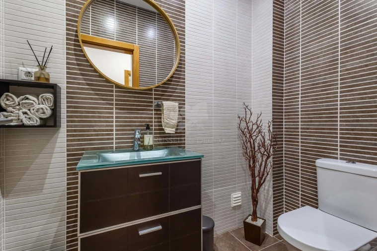 Moradia T5 para Venda em Olhão Foto 8