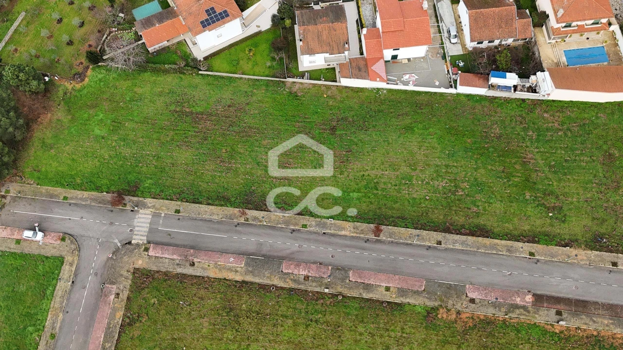 Terreno para Venda em Vilar de Nantes Foto 13