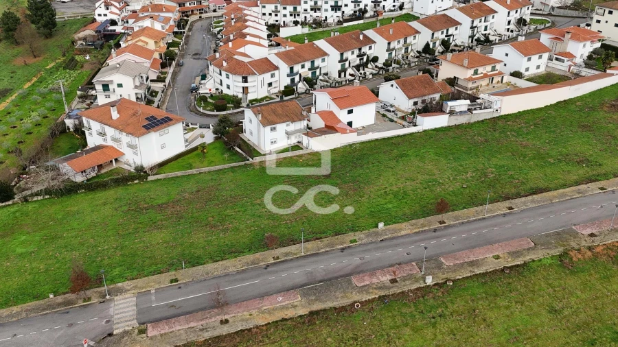 Terreno para Venda em Vilar de Nantes Foto 8