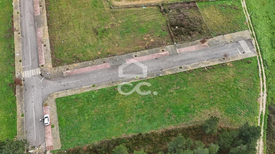 Terreno para Venda em Vilar de Nantes Foto 15