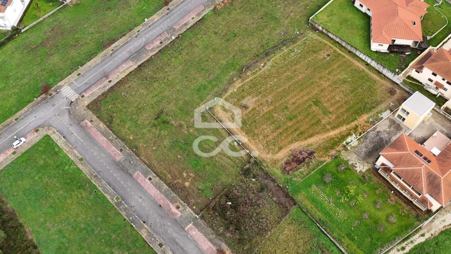 Terreno para Venda em Vilar de Nantes Foto 17