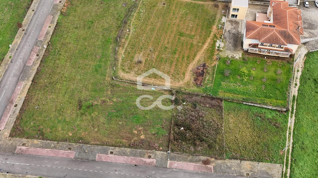 Terreno para Venda em Vilar de Nantes Foto 16