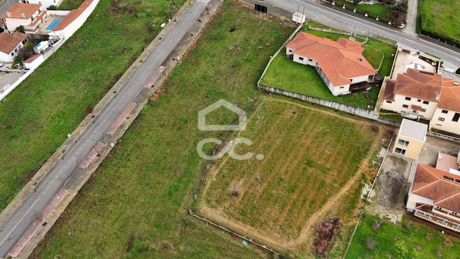 Terreno para Venda em Vilar de Nantes Foto 10