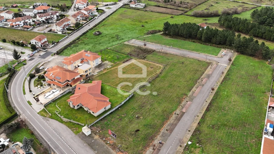 Terreno para Venda em Vilar de Nantes Foto 5