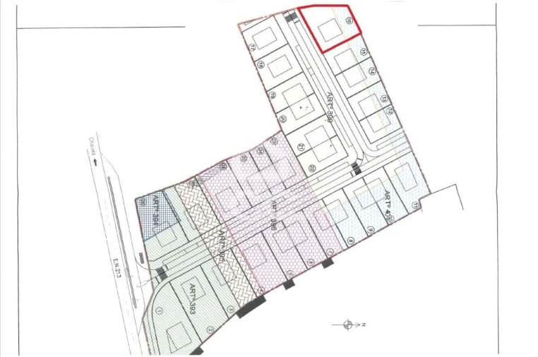 Terreno para Venda em Vilar de Nantes Foto 18