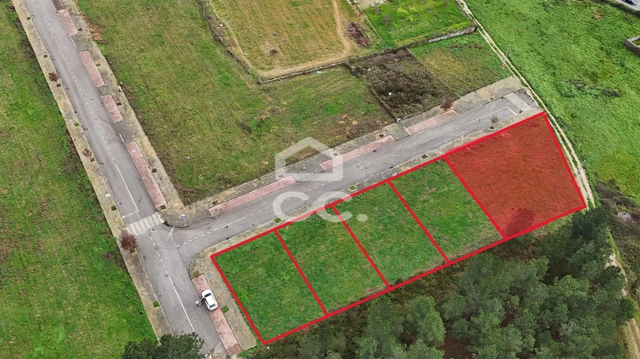Terreno para Venda em Vilar de Nantes