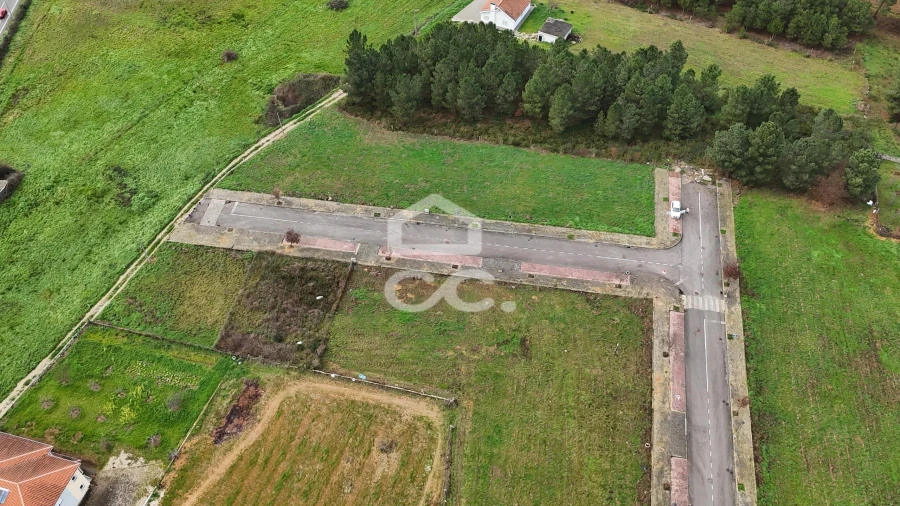 Terreno para Venda em Vilar de Nantes Foto 8