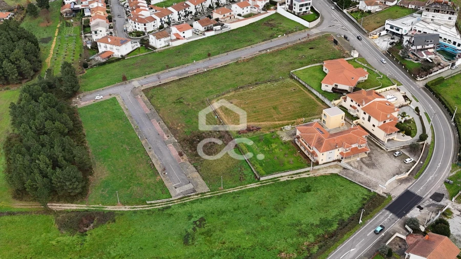 Terreno para Venda em Vilar de Nantes Foto 19