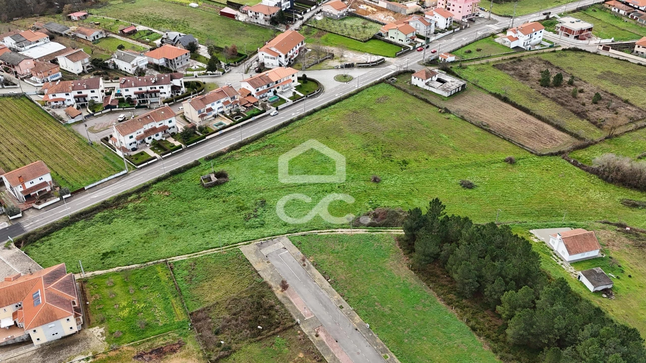 Terreno para Venda em Vilar de Nantes Foto 7