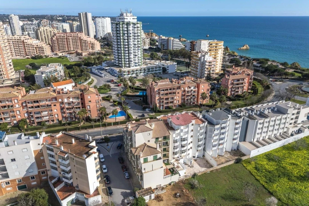 Apartamento T3 para Venda em Portimão Foto 38