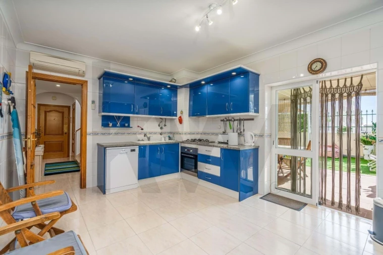 Apartamento T3 para Venda em Portimão Foto 7