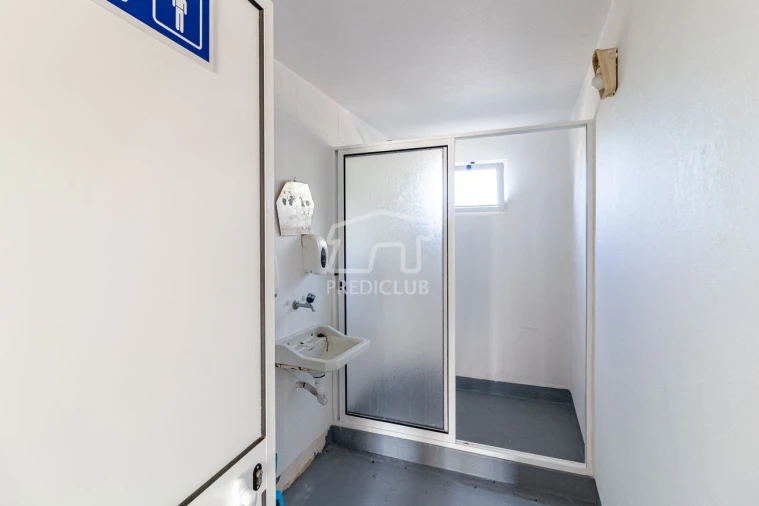 Armazém para Venda em Caniço Foto 10