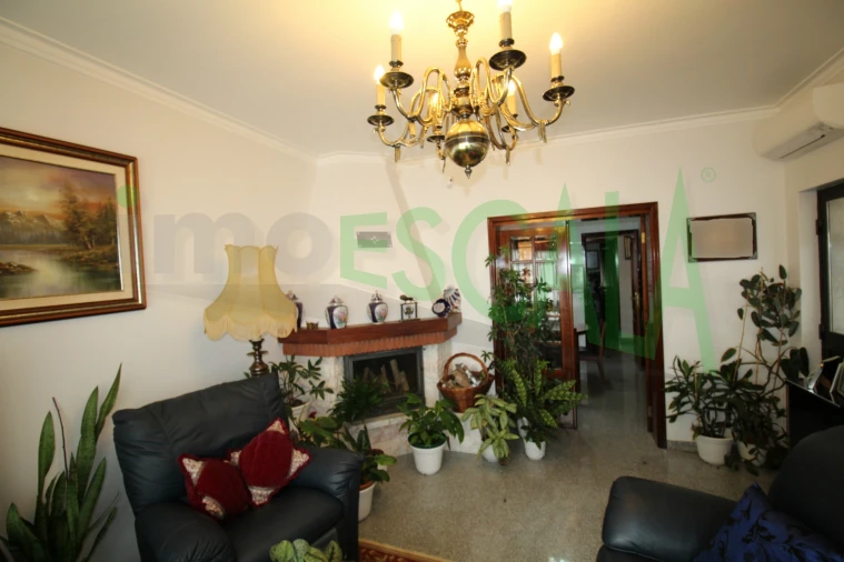 Moradia T5 para Venda em Marvila, Ribeira Santarém, São Salvador, São Nicolau Foto 13