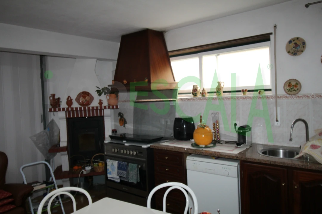 Moradia T5 para Venda em Marvila, Ribeira Santarém, São Salvador, São Nicolau Foto 42