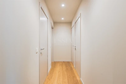 Apartamento T4 para Venda em Santa Marinha e São Pedro da Afurada