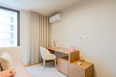 Apartamento T4 para Venda em Santa Marinha e São Pedro da Afurada