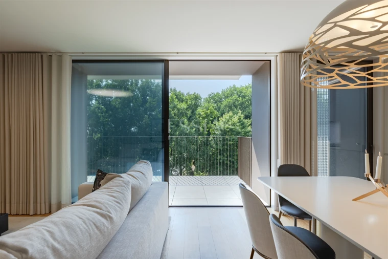 Apartamento T4 para Venda em Santa Marinha e São Pedro da Afurada Foto 4
