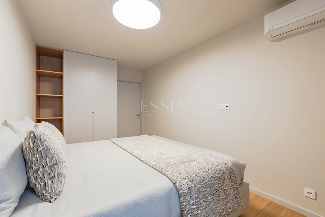 Apartamento T4 para Venda em Santa Marinha e São Pedro da Afurada Foto 25
