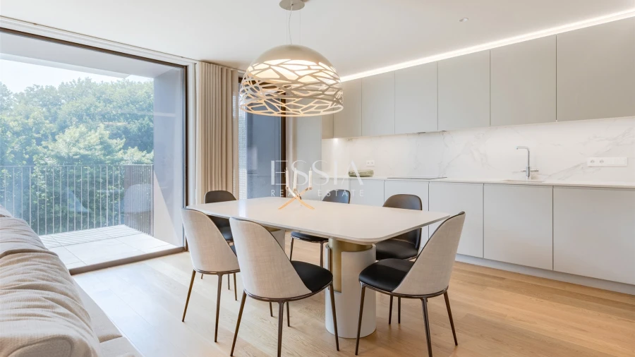 Apartamento T4 para Venda em Santa Marinha e São Pedro da Afurada Foto 3