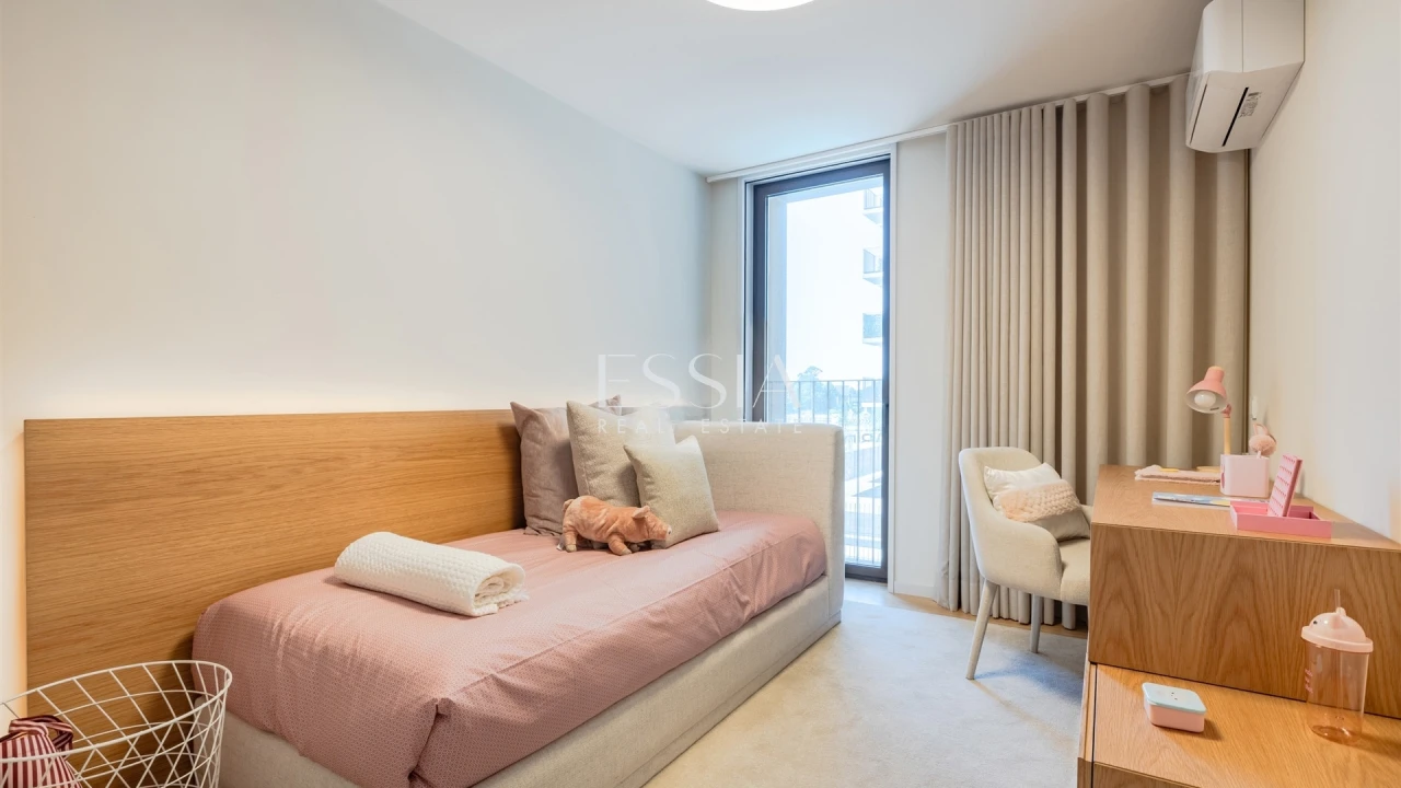 Apartamento T4 para Venda em Santa Marinha e São Pedro da Afurada Foto 8