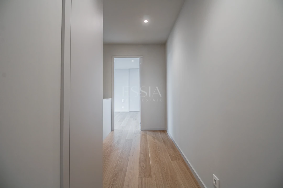 Apartamento T4 para Venda em Santa Marinha e São Pedro da Afurada Foto 11