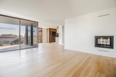 Apartamento T4 para Venda em Santa Marinha e São Pedro da Afurada