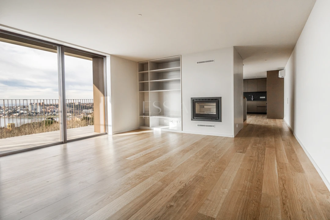 Apartamento T4 para Venda em Santa Marinha e São Pedro da Afurada Foto 4