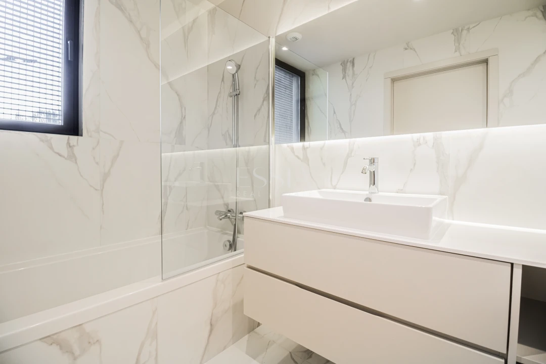 Apartamento T4 para Venda em Santa Marinha e São Pedro da Afurada Foto 19