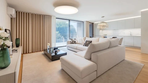 Apartamento T4 para Venda em Santa Marinha e São Pedro da Afurada