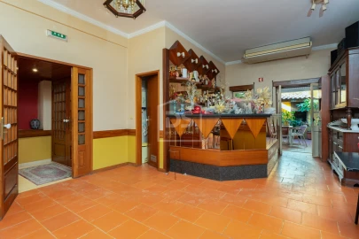 Prédio para Venda em Santo Antonio dos Olivais