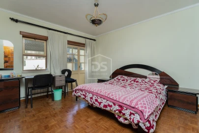 Prédio para Venda em Santo Antonio dos Olivais