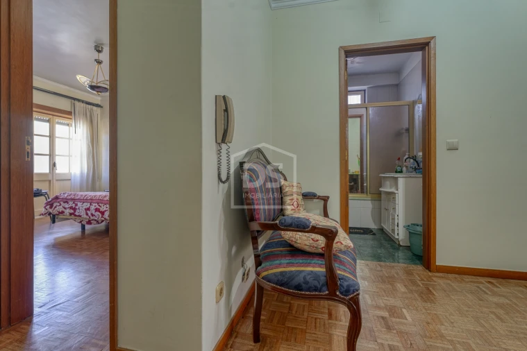 Prédio para Venda em Santo Antonio dos Olivais Foto 22