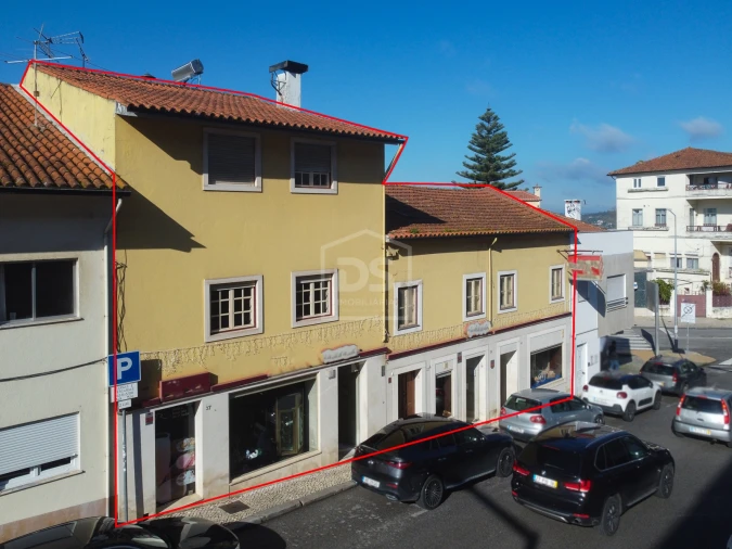Prédio para Venda em Santo Antonio dos Olivais Foto 2