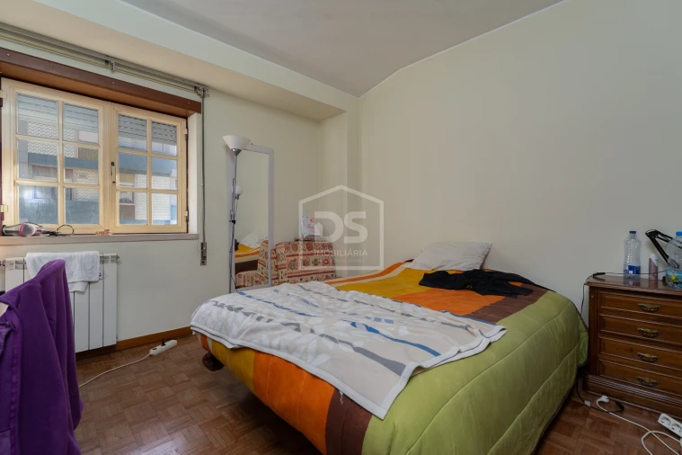 Prédio para Venda em Santo Antonio dos Olivais Foto 25