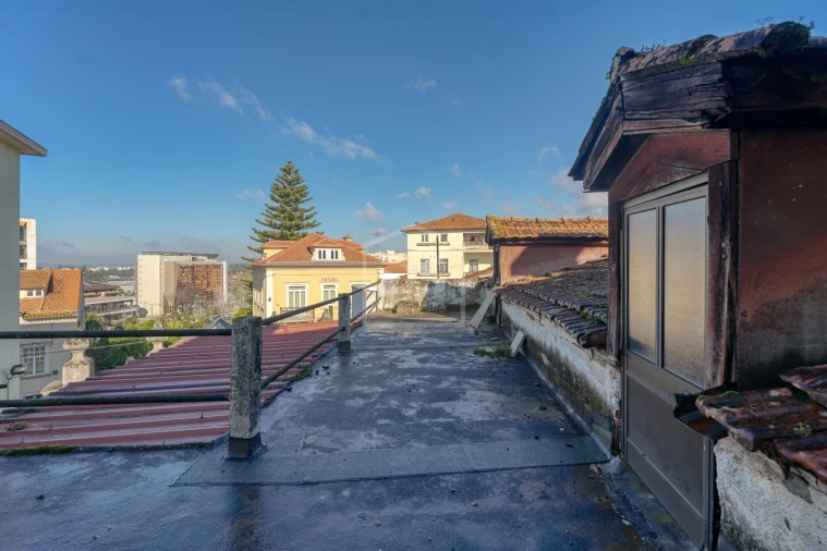 Prédio para Venda em Santo Antonio dos Olivais Foto 14