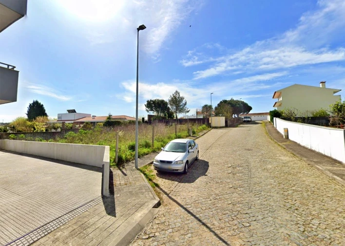 Terreno para Arrendamento em Coronado (São Romão e São Mamede) Foto 2