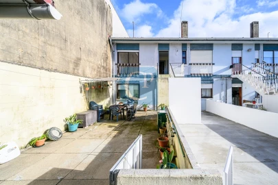 Moradia T2 para Venda em Perafita, Lavra e Santa Cruz do Bispo