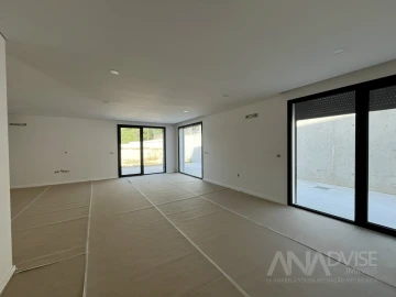 Moradia T3 para Venda em São João de Lourosa