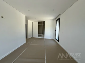 Moradia T3 para Venda em São João de Lourosa