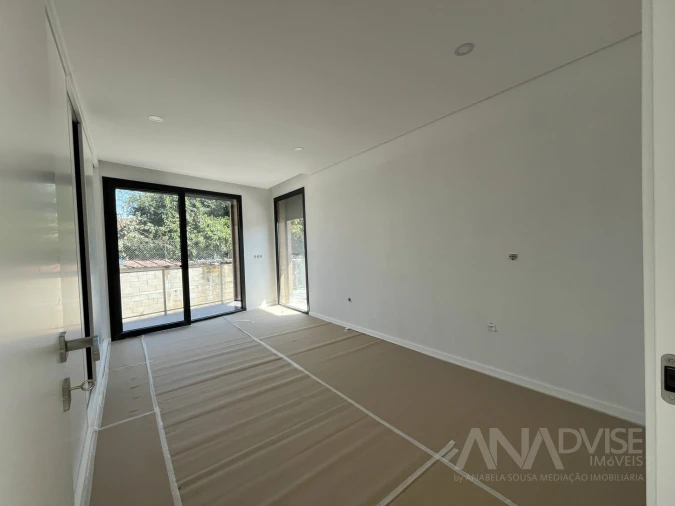 Moradia T3 para Venda em São João de Lourosa Foto 18