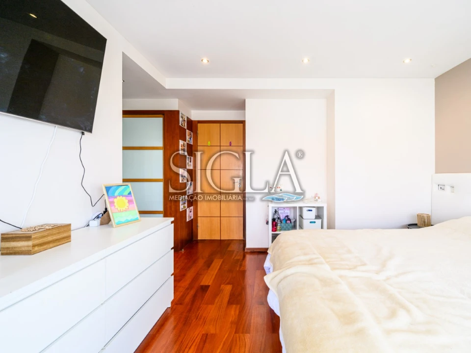 Moradia T4 para Arrendamento em Canidelo Foto 16