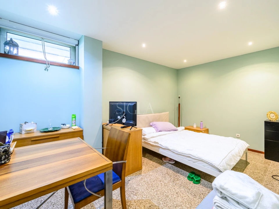 Moradia T4 para Arrendamento em Canidelo Foto 15