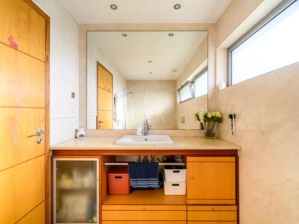 Moradia T4 para Arrendamento em Canidelo Foto 30