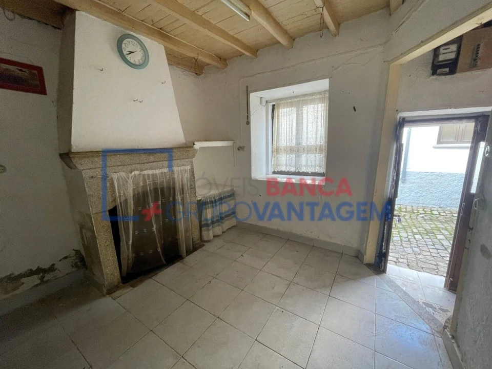 Moradia T1 para Venda em Aranhas Foto 11
