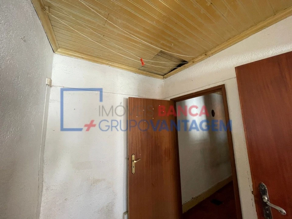 Moradia T1 para Venda em Aranhas Foto 21